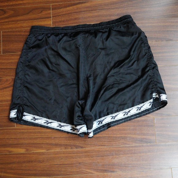 Vintage early 90’ Reebok Wind Shorts Medium USA - Picture 7 of 7